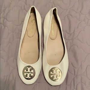 Tory Burch cream flats 39